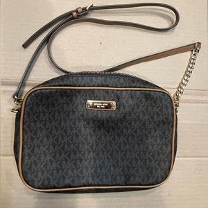Michael Kors crossbody purse brown
